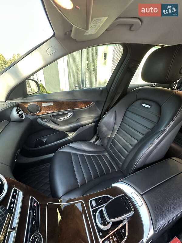 Седан Mercedes-Benz C-Class 2016 в Павлограді