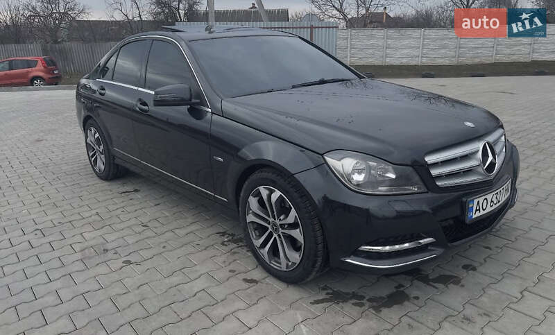 Седан Mercedes-Benz C-Class 2012 в Полтаве