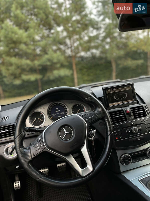 Седан Mercedes-Benz C-Class 2007 в Івано-Франківську