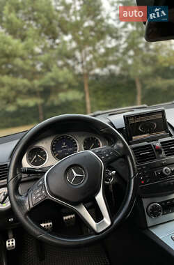 Седан Mercedes-Benz C-Class 2007 в 