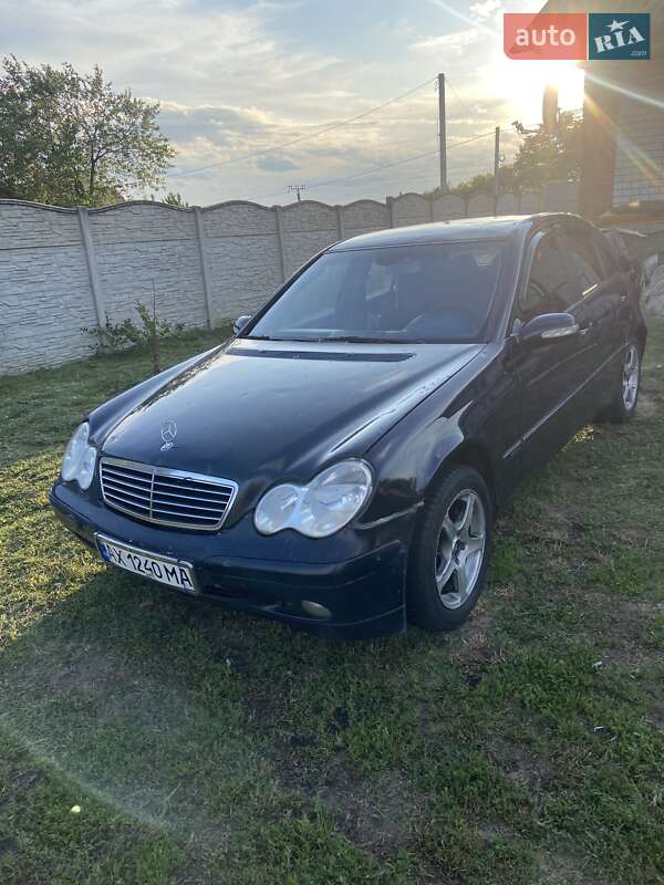 Mercedes-Benz C-Class 2001
