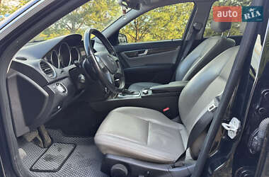 Седан Mercedes-Benz C-Class 2011 в 