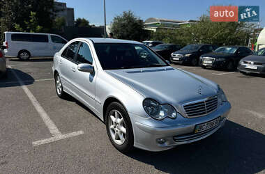 Седан Mercedes-Benz C-Class 2005 в Львове