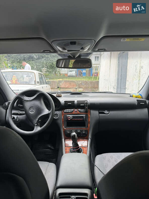 Универсал Mercedes-Benz C-Class 2003 в Ровно фото 8 Универсал Mercedes-Benz C-Class 2003 в Ровно