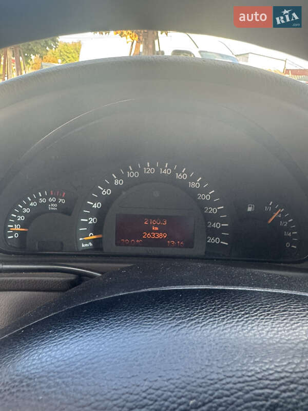 Универсал Mercedes-Benz C-Class 2003 в Ровно фото 10 Универсал Mercedes-Benz C-Class 2003 в Ровно