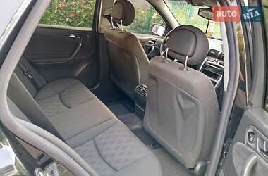 Универсал Mercedes-Benz C-Class 2003 в 