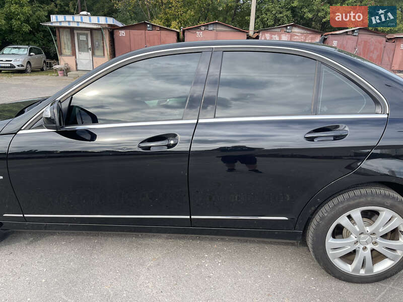 Седан Mercedes-Benz C-Class 2007 в Харькове