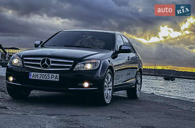 Седан Mercedes-Benz C-Class 2008 в 