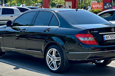 Седан Mercedes-Benz C-Class 2008 в 