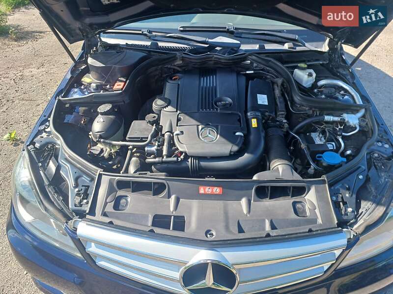 Седан Mercedes-Benz C-Class 2012 в Белой Церкви