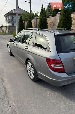 Універсал Mercedes-Benz C-Class 2011 в 