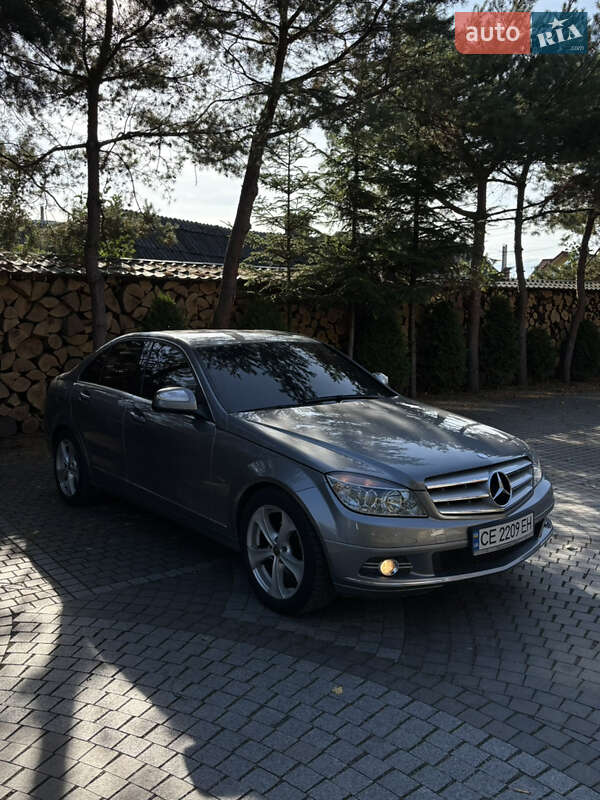Седан Mercedes-Benz C-Class 2007 в Черновцах