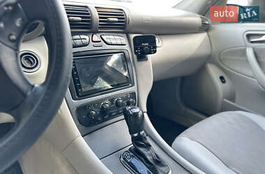 Универсал Mercedes-Benz C-Class 2003 в 