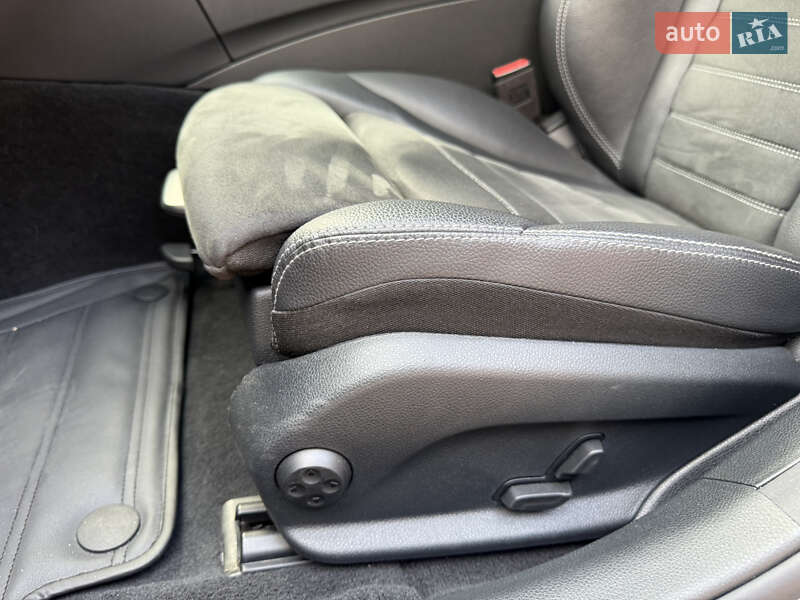 Седан Mercedes-Benz C-Class 2019 в Киеве фото 49 Седан Mercedes-Benz C-Class 2019 в Киеве