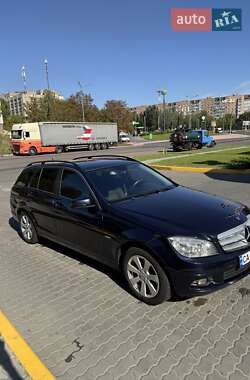 Універсал Mercedes-Benz C-Class 2010 в Черкасах