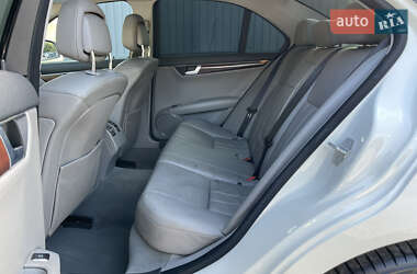 Седан Mercedes-Benz C-Class 2007 в 
