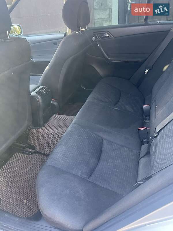 Универсал Mercedes-Benz C-Class 2006 в Запорожье