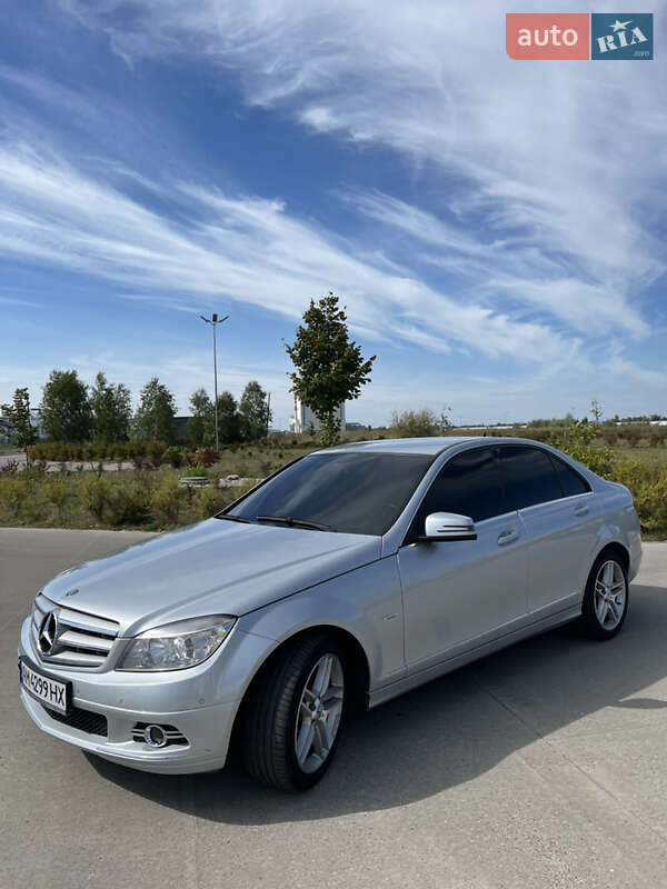 Седан Mercedes-Benz C-Class 2008 в Коростене