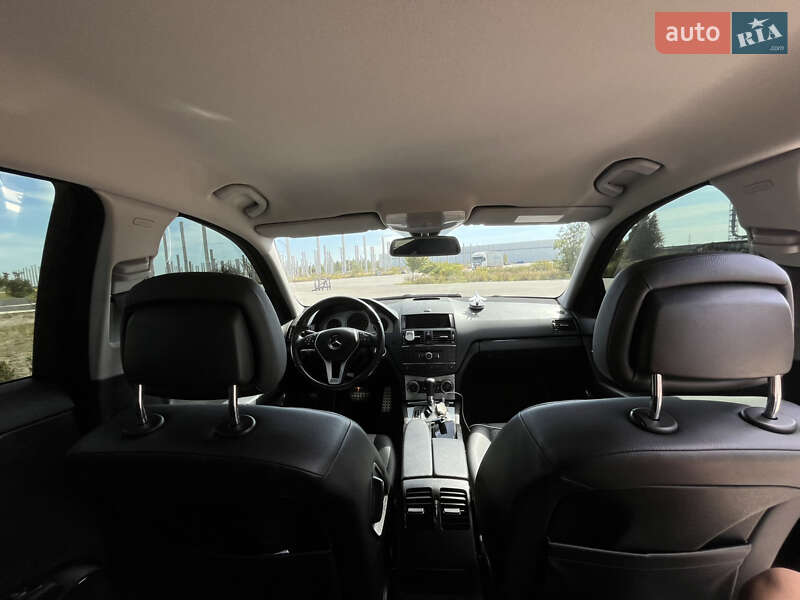 Седан Mercedes-Benz C-Class 2008 в Коростене