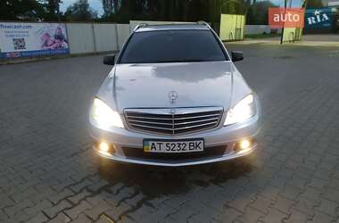 Универсал Mercedes-Benz C-Class 2009 в Ивано-Франковске