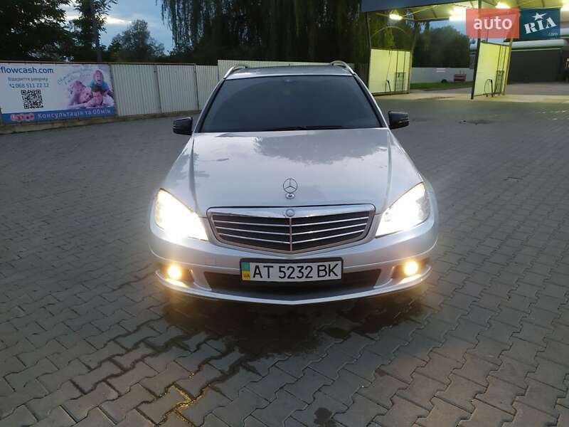 Универсал Mercedes-Benz C-Class 2009 в 