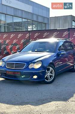 Универсал Mercedes-Benz C-Class 2004 в 