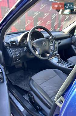 Универсал Mercedes-Benz C-Class 2004 в 