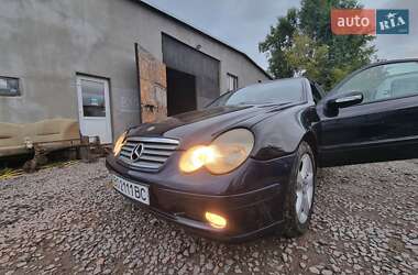 Купе Mercedes-Benz C-Class 2001 в 