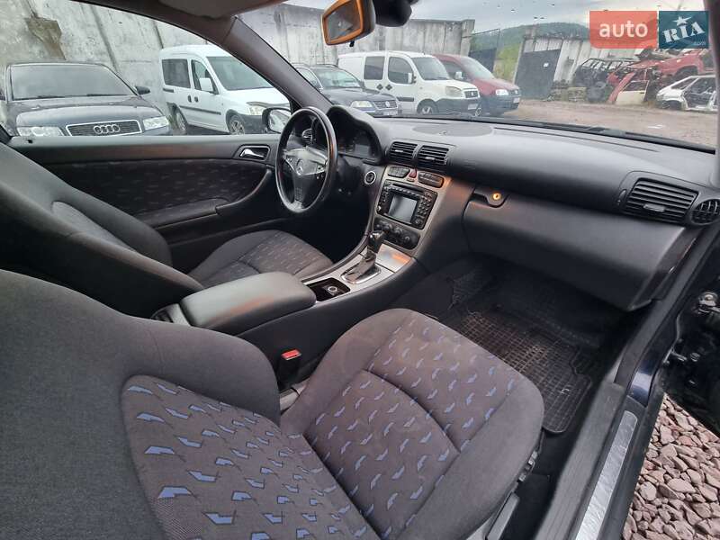 Купе Mercedes-Benz C-Class 2001 в Кременце