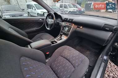 Купе Mercedes-Benz C-Class 2001 в 