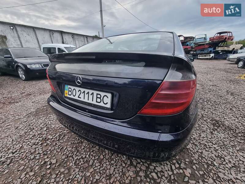 Купе Mercedes-Benz C-Class 2001 в Кременце