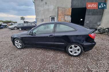 Купе Mercedes-Benz C-Class 2001 в 