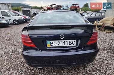 Купе Mercedes-Benz C-Class 2001 в 