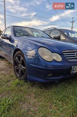 Купе Mercedes-Benz C-Class 2001 в 