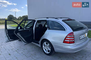 Универсал Mercedes-Benz C-Class 2005 в 