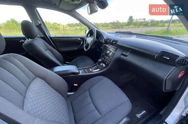 Универсал Mercedes-Benz C-Class 2005 в 