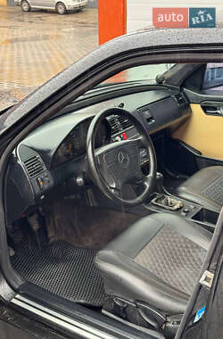 Седан Mercedes-Benz C-Class 1994 в 