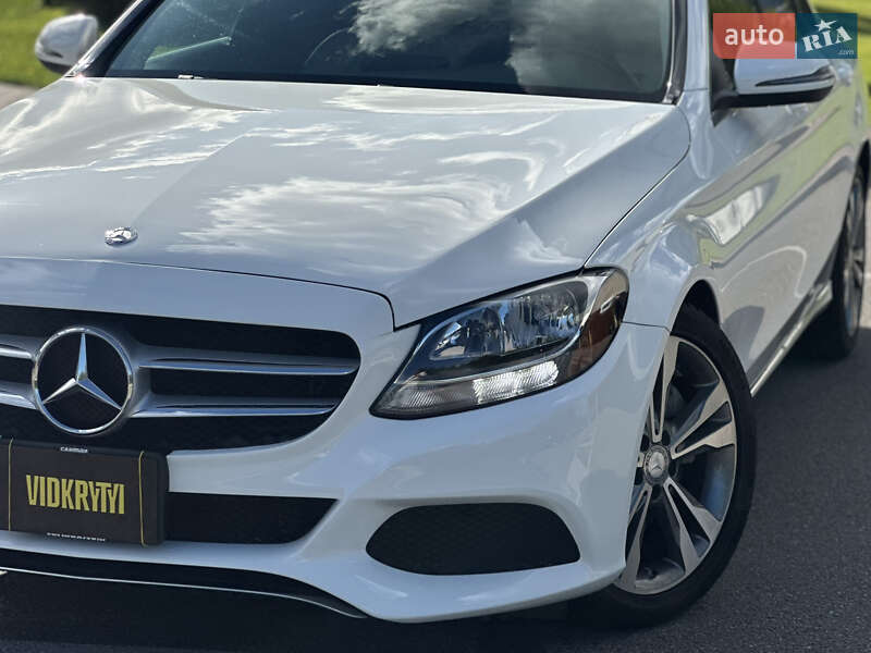 Седан Mercedes-Benz C-Class 2017 в Киеве