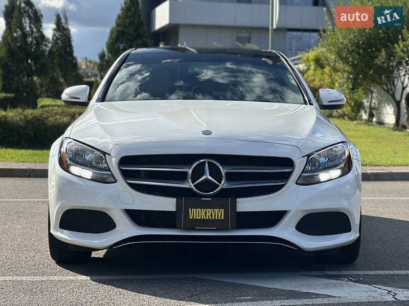 Седан Mercedes-Benz C-Class 2017 в Киеве