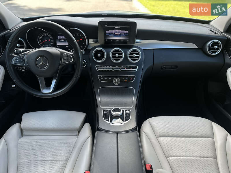Седан Mercedes-Benz C-Class 2017 в Киеве