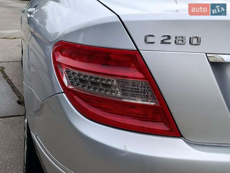 Седан Mercedes-Benz C-Class 2008 в Харкові