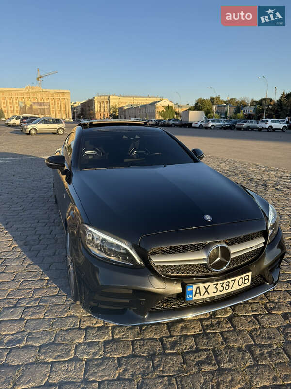 Mercedes-Benz C-Class 2019
