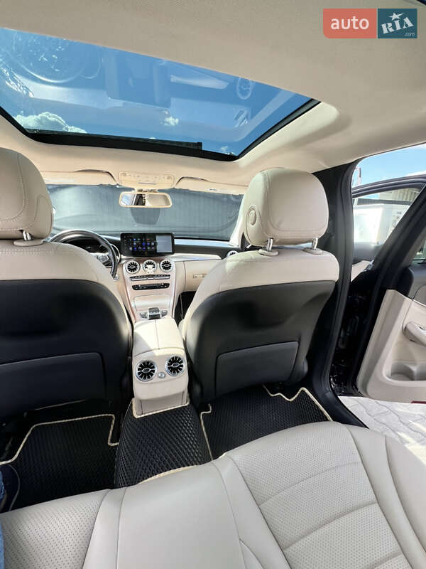 Седан Mercedes-Benz C-Class 2015 в Львове фото 16 Седан Mercedes-Benz C-Class 2015 в Львове
