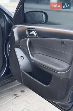 Універсал Mercedes-Benz C-Class 2004 в 