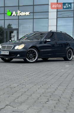 Універсал Mercedes-Benz C-Class 2004 в 