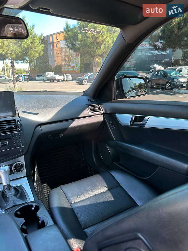 Седан Mercedes-Benz C-Class 2007 в Одесі