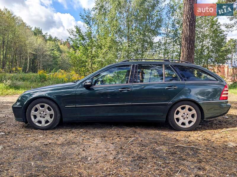 Универсал Mercedes-Benz C-Class 2006 в Житомире