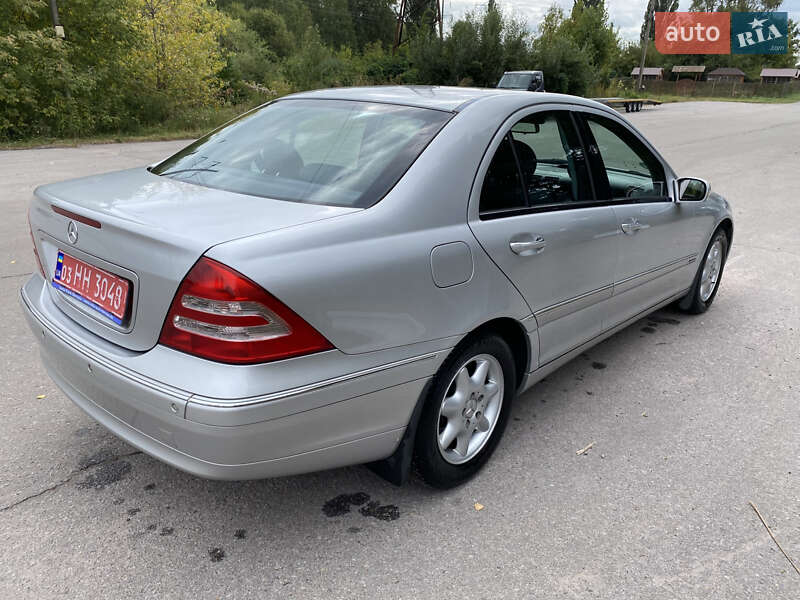 Седан Mercedes-Benz C-Class 2002 в Калиновке
