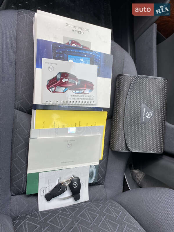 Седан Mercedes-Benz C-Class 2002 в Калиновке