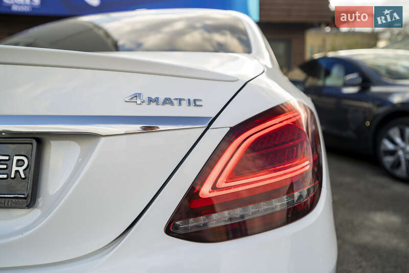 Седан Mercedes-Benz C-Class 2018 в Киеве